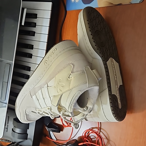 Ivy Park Edition Adidas forums by Blue Ivy - Picture 11 of 12